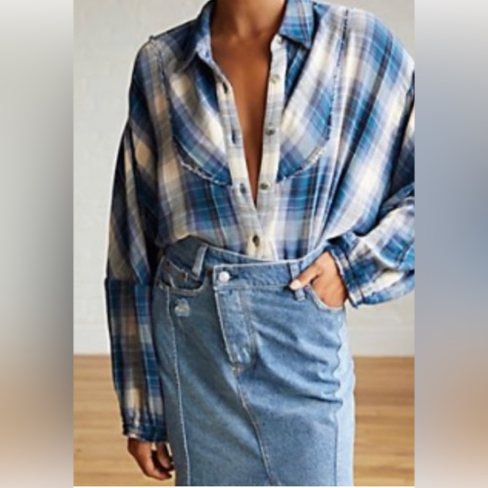 Free People Kyoto Plaid in Blue and White Oversized Fit Shirt Size Medium NWT